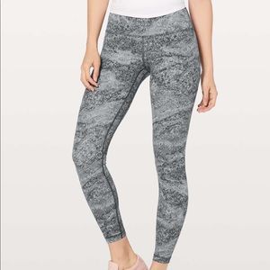 Galaxy 28” Lululemon Aligns